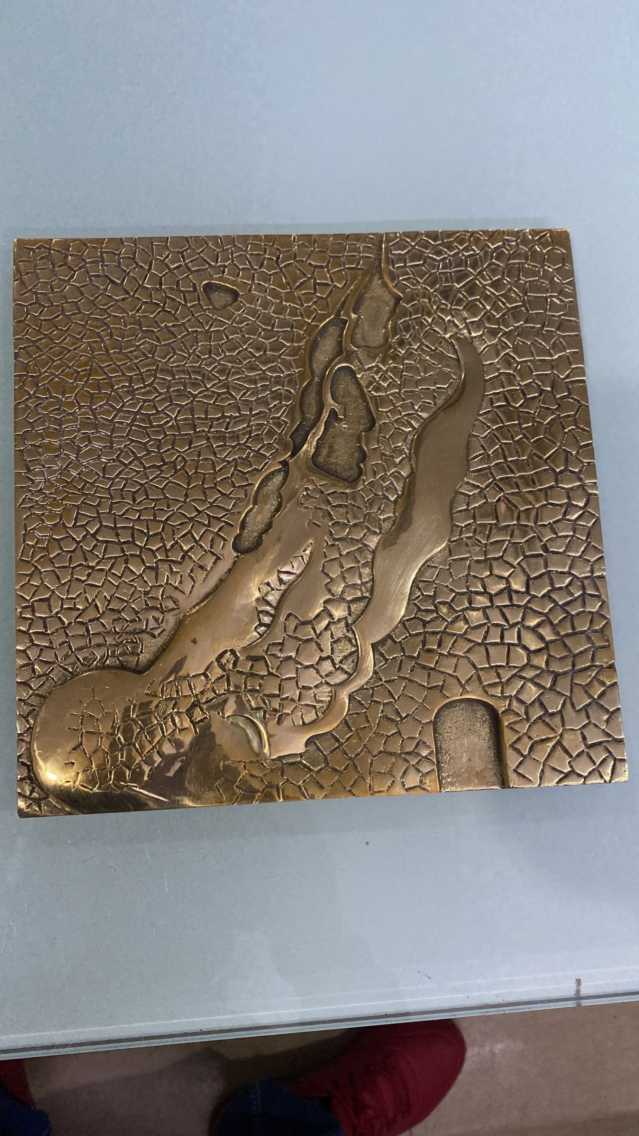 Cast metal finish sample
