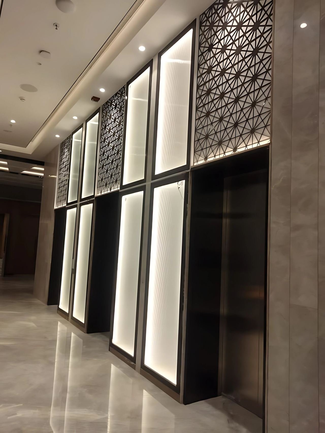 Decorative metal screen and partition