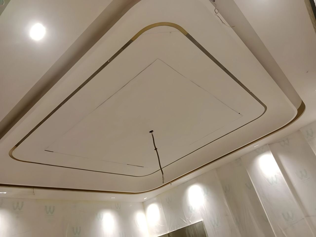 Metal ceiling panel