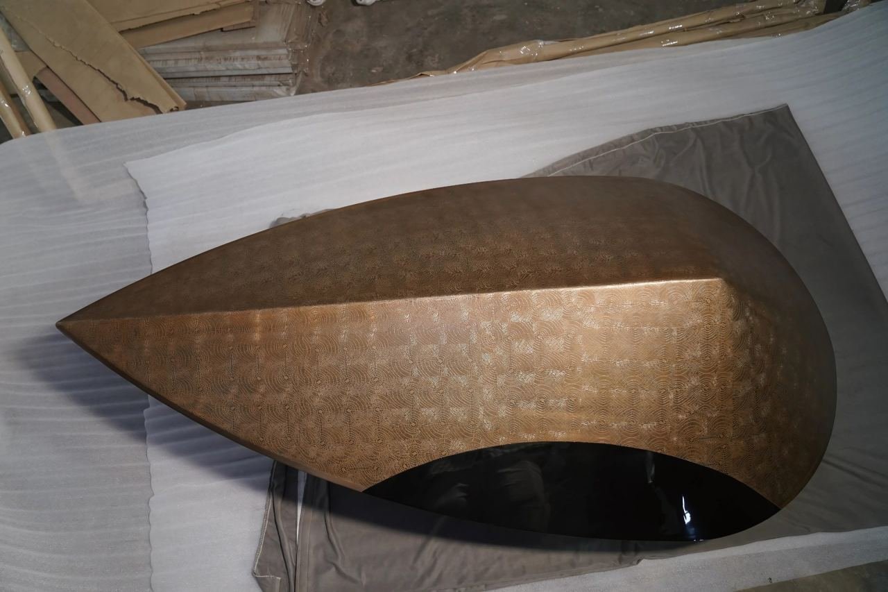 Metal sculpture