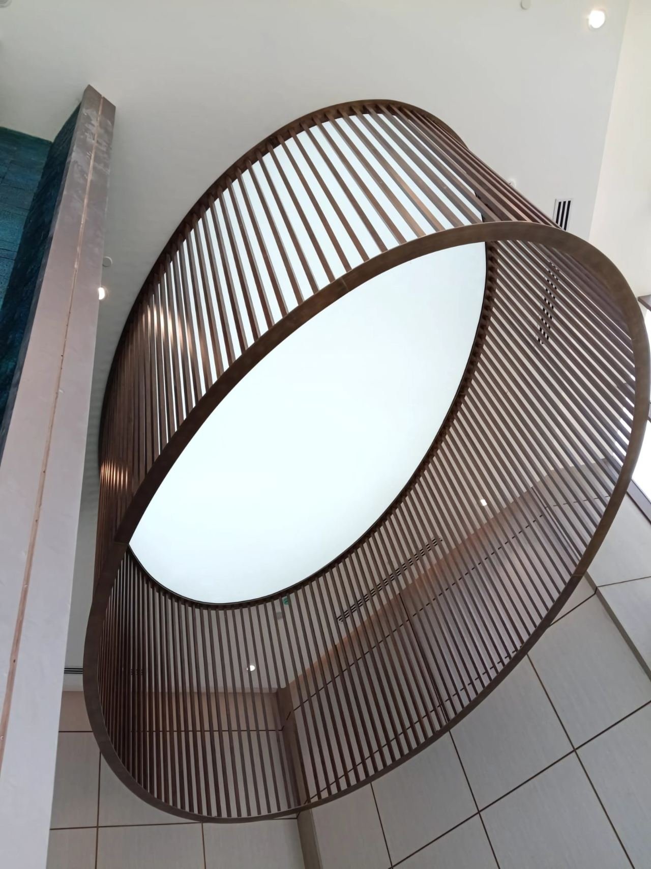 Metal sculpture