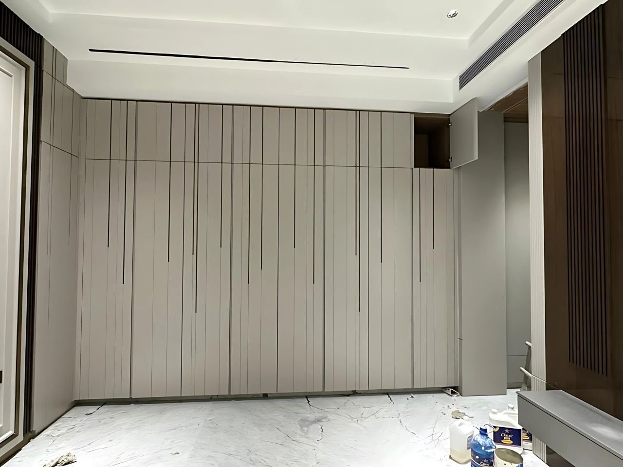 Metal wall cladding