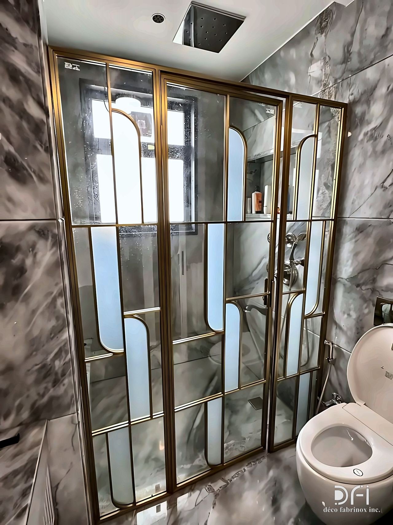 Brass shower screen with arched frosted inserts