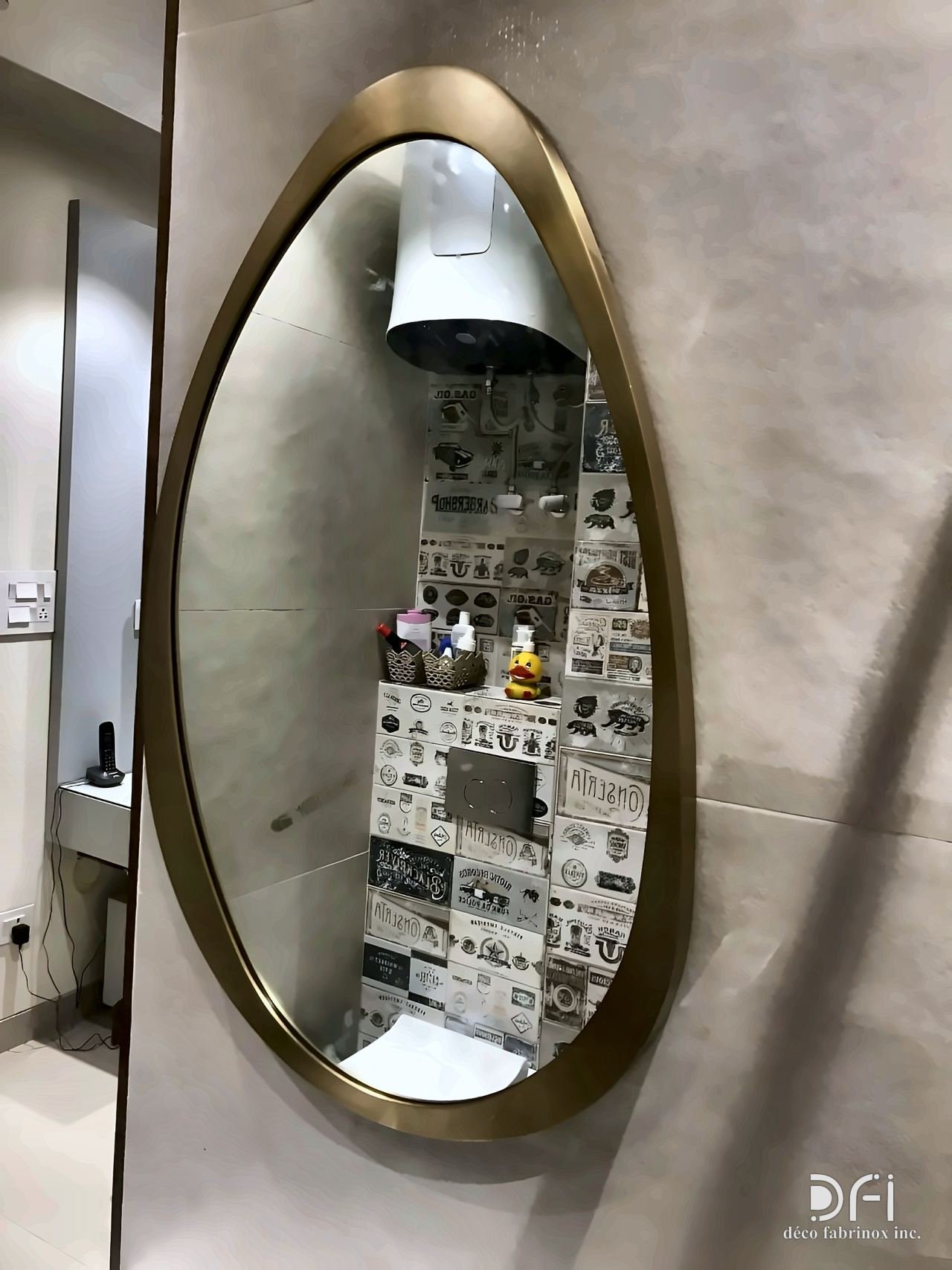 Bronze organic-shaped mirror frame