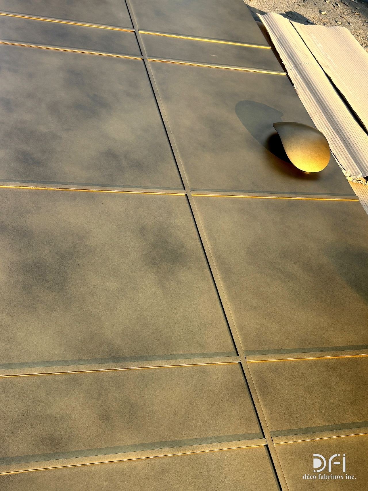 Smoky patina door panels with a pebble handle