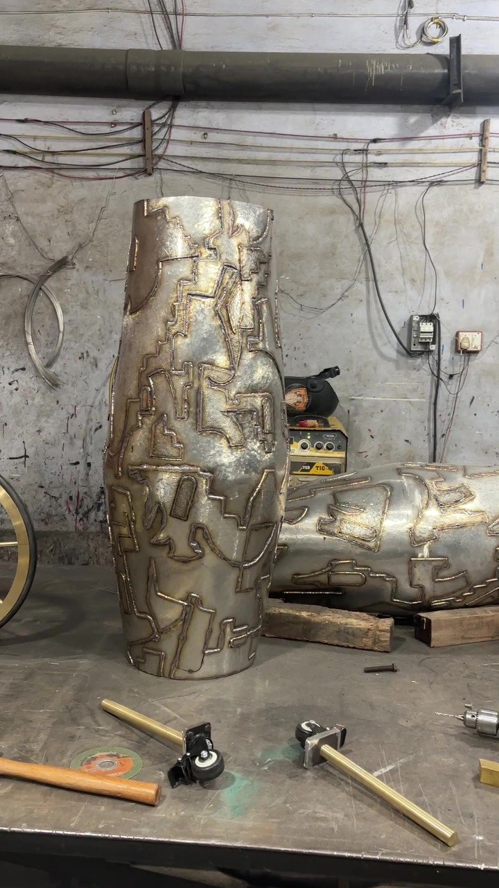 Weld-line relief vessel